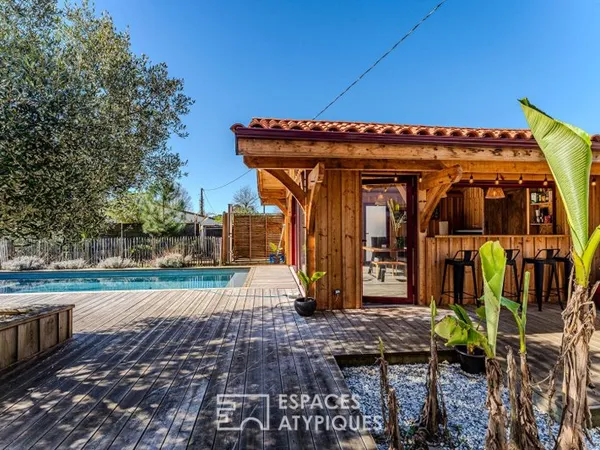 Maison avec piscine et ses dépendances en lisière de forêt