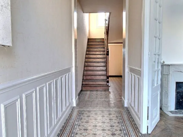 Maison 9 pièce(s) 176 m2