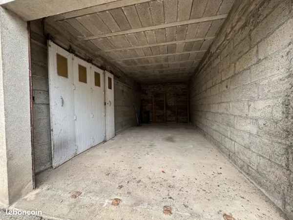 Garage 19 m2