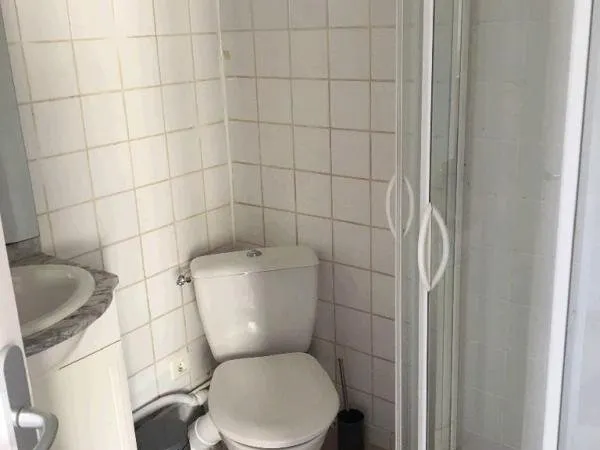8 RUE VICTOR HUGO