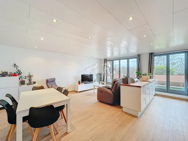 Appartement de 3 pièces avec terrasse