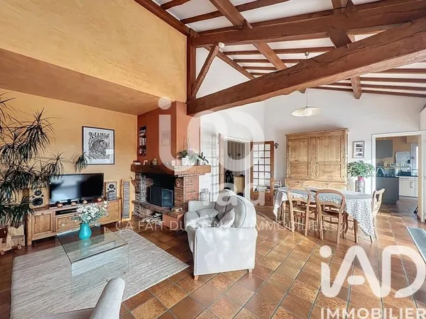 Maison 6 pièces 169 m²