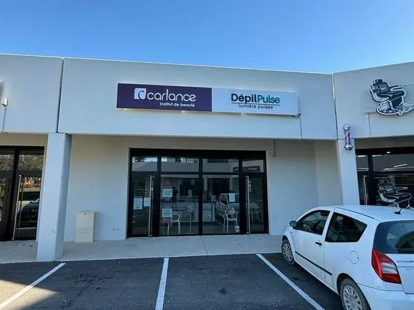 LOCAL COMMERCIAL 102 m² LA GARDE