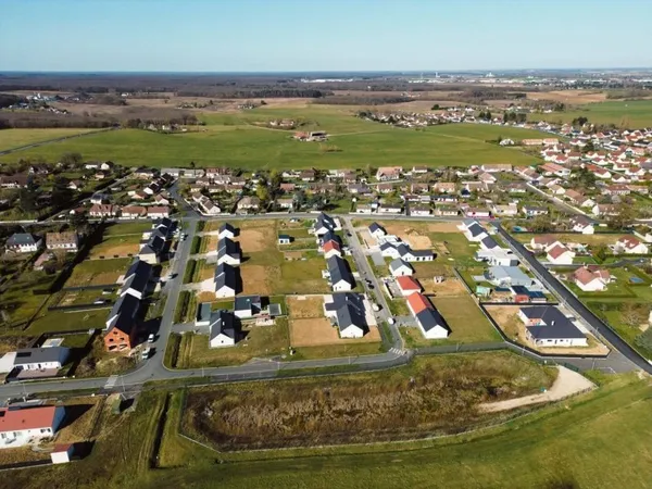 Terrain constructible 839 m²