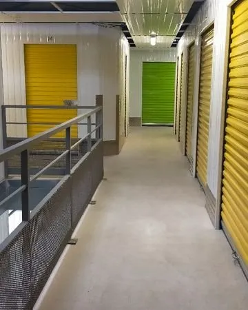 Location espace de stockage, garde-meuble, box sécurisé