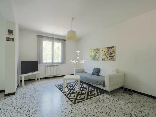 3 pièces 72 m² Appartement 4 pièces, 2 chambres, 72m², place