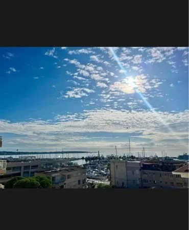 À louer F2/F3 en colocation vue mer semaine / mois