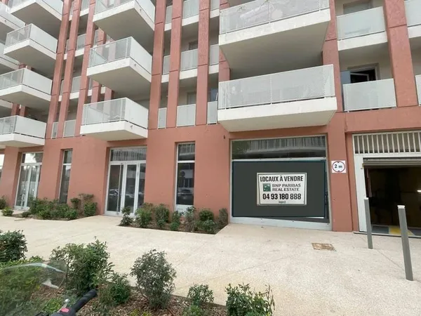 Local commercial 103 m²