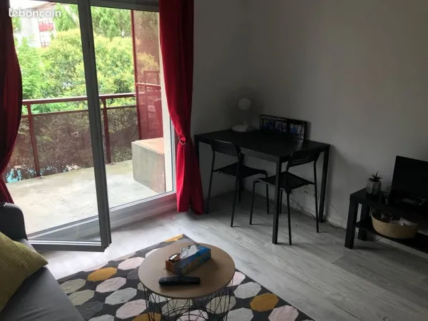 Appartement T1 de 18m² Proche métro Canal du Midi, transports en communs et école AIRBUS