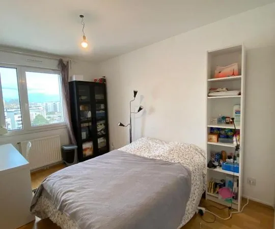 Chambre de 12m2 à louer sur Villeurbanne