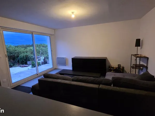 Charmante maison individuelle à Paillet