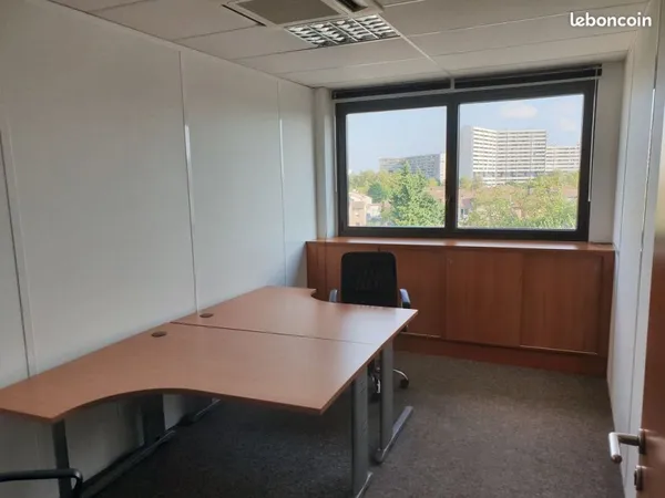 A louer : bureau 12 m2 - quartier calme en zone ZFU - Toulouse