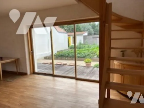 Maison 7 pièces 176 m²