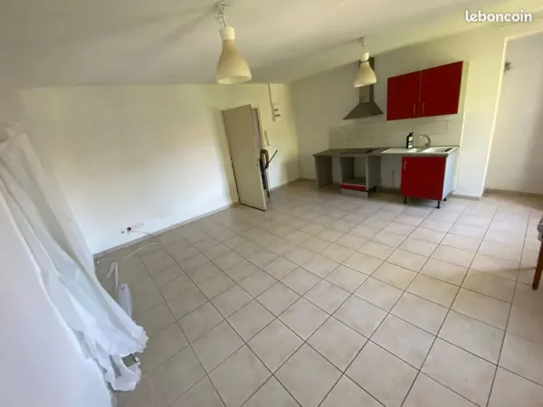 Appartement T2 2eme étage 38 m²