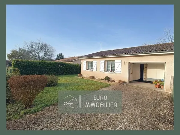 Maison contemporaine et mitoyenne par le garage-2 chambres-600m?
