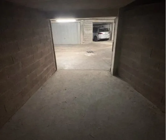 À louer - Garage 15m2 Lyon 7