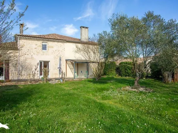 Maison en pierre de 7 pièces principales