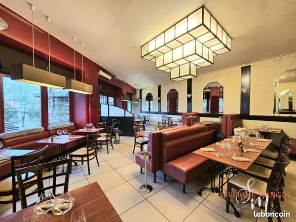 Fonds de commerce restaurant, bar 120 m²