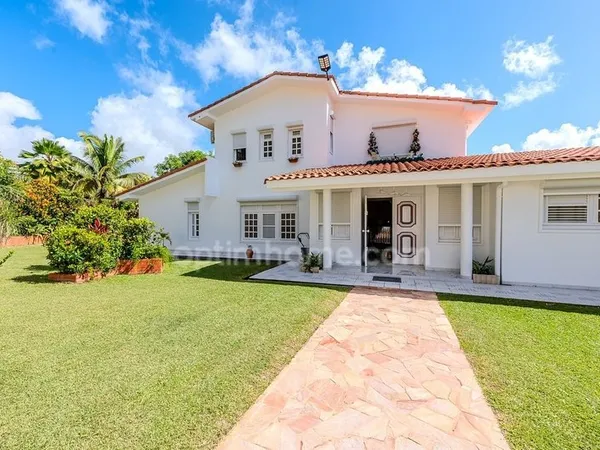 Maison à vendre 10 pièces SCHOELCHER (972)