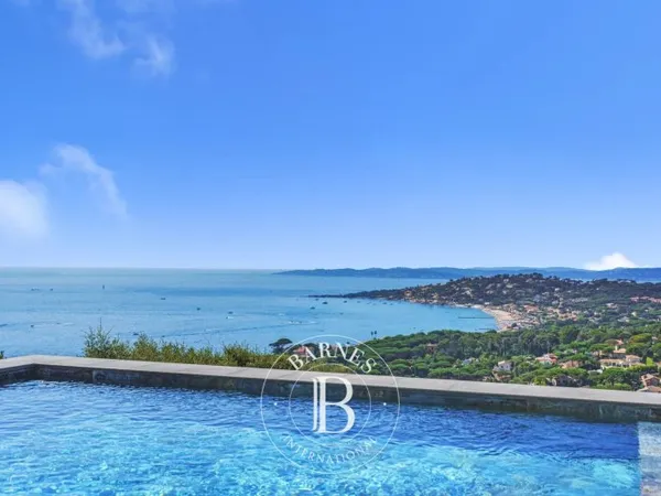 LOCATION SAISONNIÈRE - GOLFE DE SAINT-TROPEZ/SAINTE-MAXIME - 4 CHAMBRES - VUE MER PANORAMIQUE