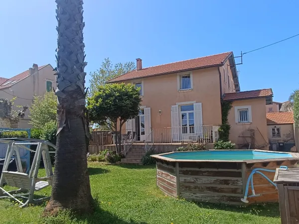 VILLA DE CHARME LES PIEDS DANS L'EAU CORNICHE DE TAMARIS