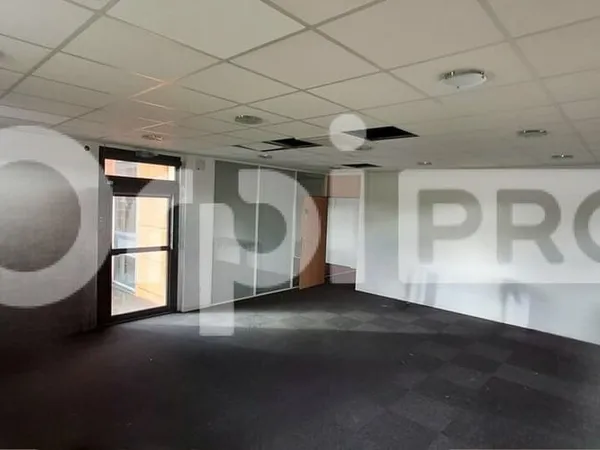 Bureaux 138 m²
