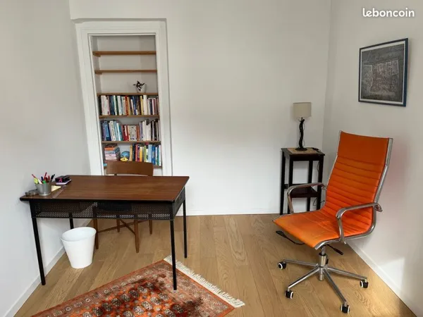A louer, cabinet pour psychologue ou thérapeute à Rennes, calme et lumineux