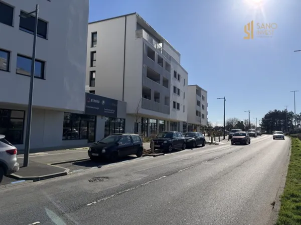 Local commercial 1 pièce 50 m²