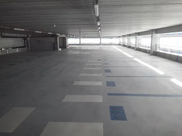 Parking 12 m²