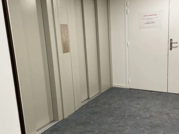 tour montet octroi locaux medicaux 428 m2