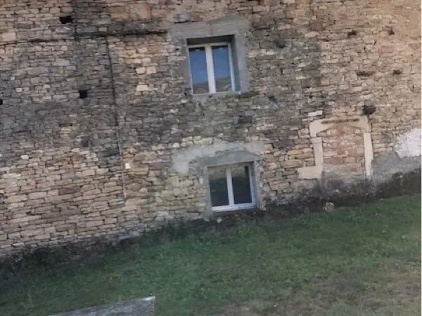 Maison village