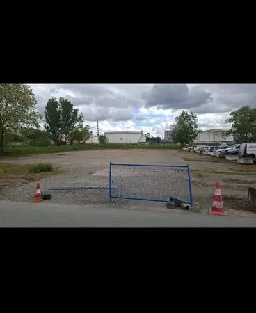 Location terrain