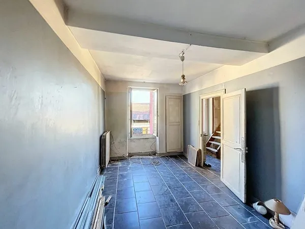 MAISON ANCIENNE SUD AUXERRE - 2 pièce(s) - 48 m2