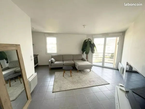 Chambre à louer dans 3 pièces hyper calme - Rouen