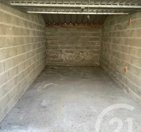 Parking 15 m²