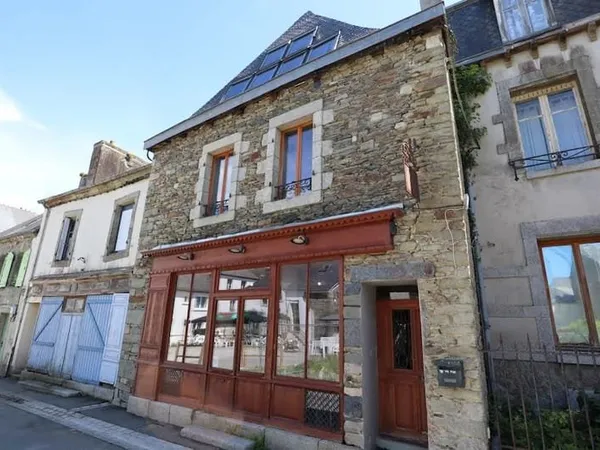 Maison 6 pièces 205 m²