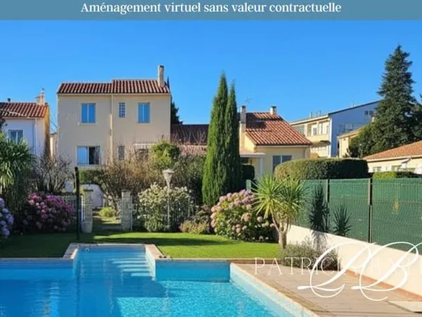 Maison de charme avec terrasse, patio, piscine et dépendances