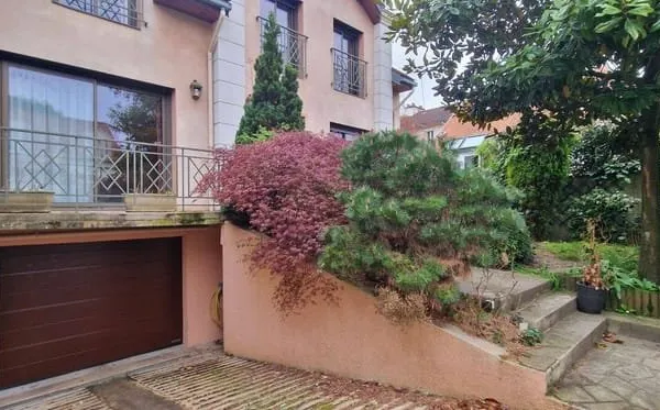 Maison 7 pièces 177 m²