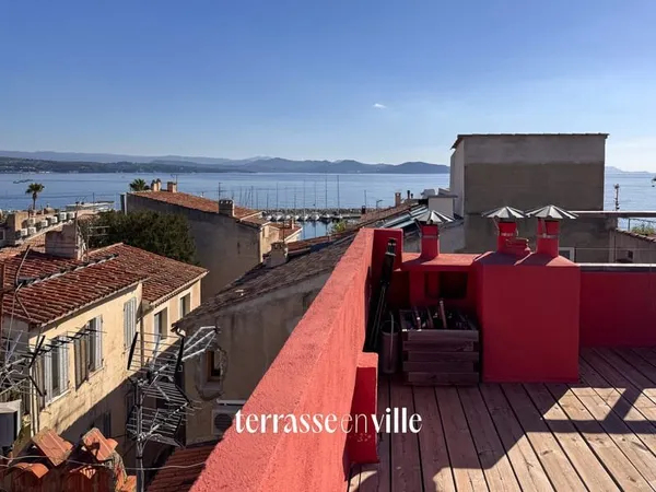 T2 - 28M2 - DERNIER ETAGE - ROOFTOP VUE MER 40 M2 - 249 000EUR