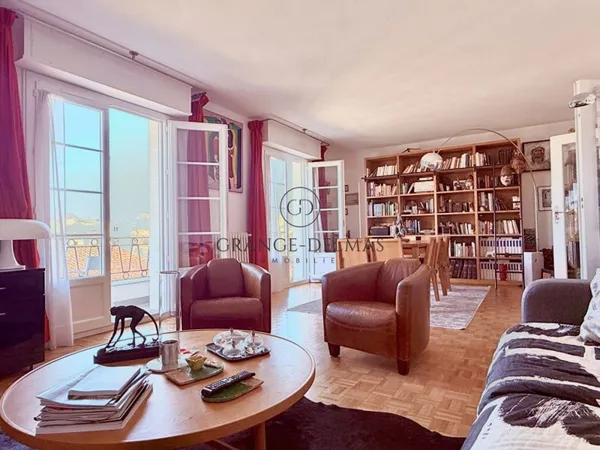 Appartement DARCHAND avec terrasse et garage - SAINT SEURIN