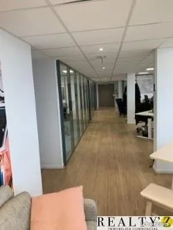 Bureaux 235 m²