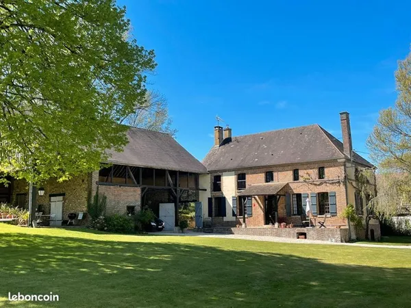 Propriété 7 pièces 206 m²