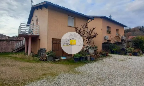Studio 1 pièce 25 m²