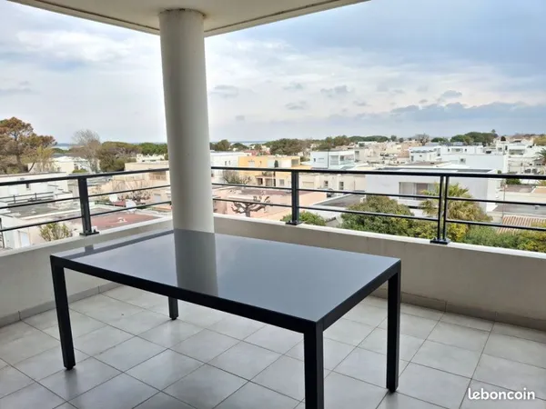 T2 Carnon plage le Paraïso : terrasse et garage