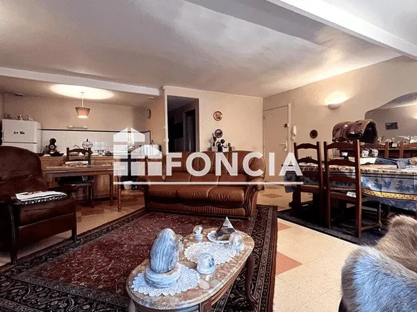 Appartement 2 pièces avec cellier et balcon