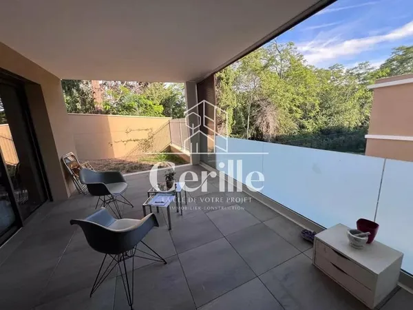 Appartement d'exception avec jardin et terrasse Campagne Giraud 118m2 - 965 000