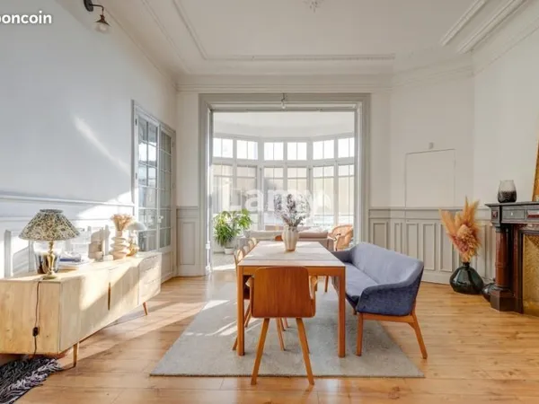 Appartement 7 pièces 260 m²