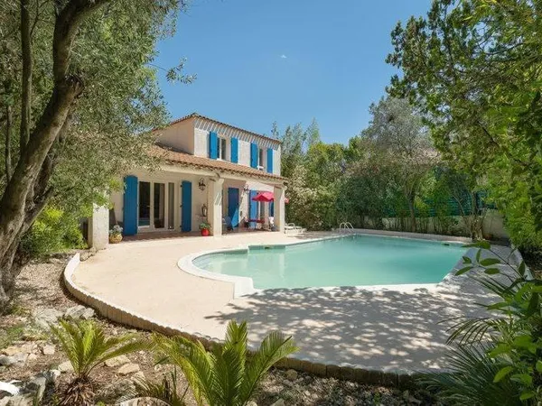 Maison 6 pièces 140 m²