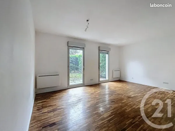 Studio 1 pièce 31 m²
