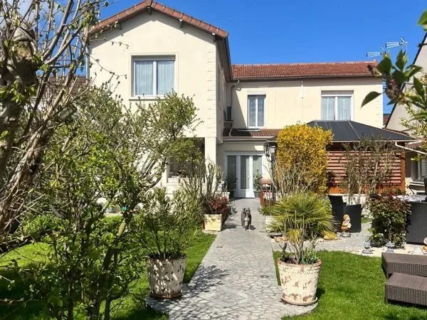 Maison à vendre - 5 pièces - Vieux-Pays / Ballagny